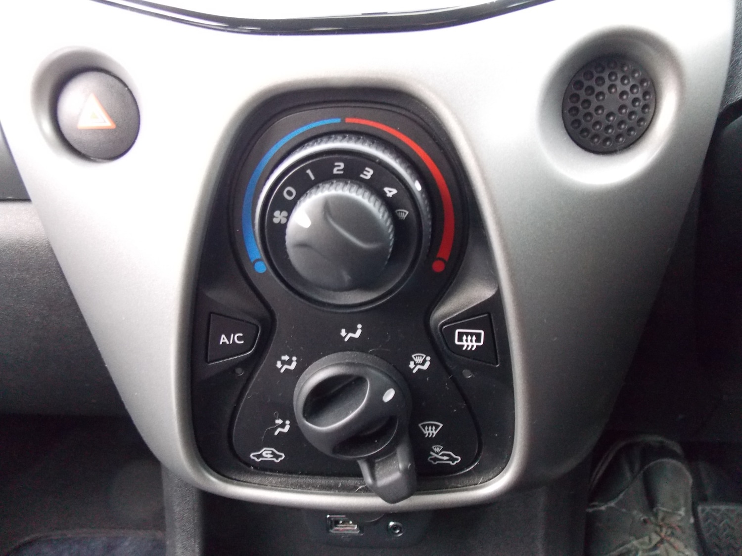 Used Citroen C1 2016 for sale - 76170606: Photo 25