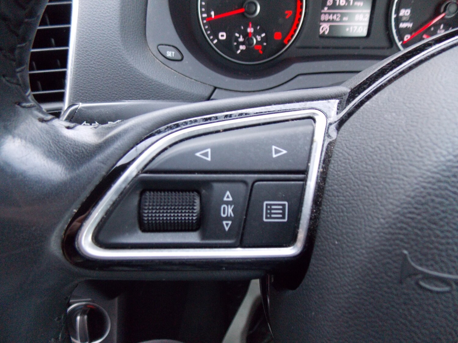 Used Audi Q3 2018 for sale - 76160562: Photo 32