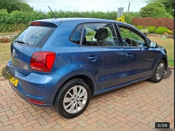 Used Volkswagen Polo 2015 for sale - 79467759: Photo
