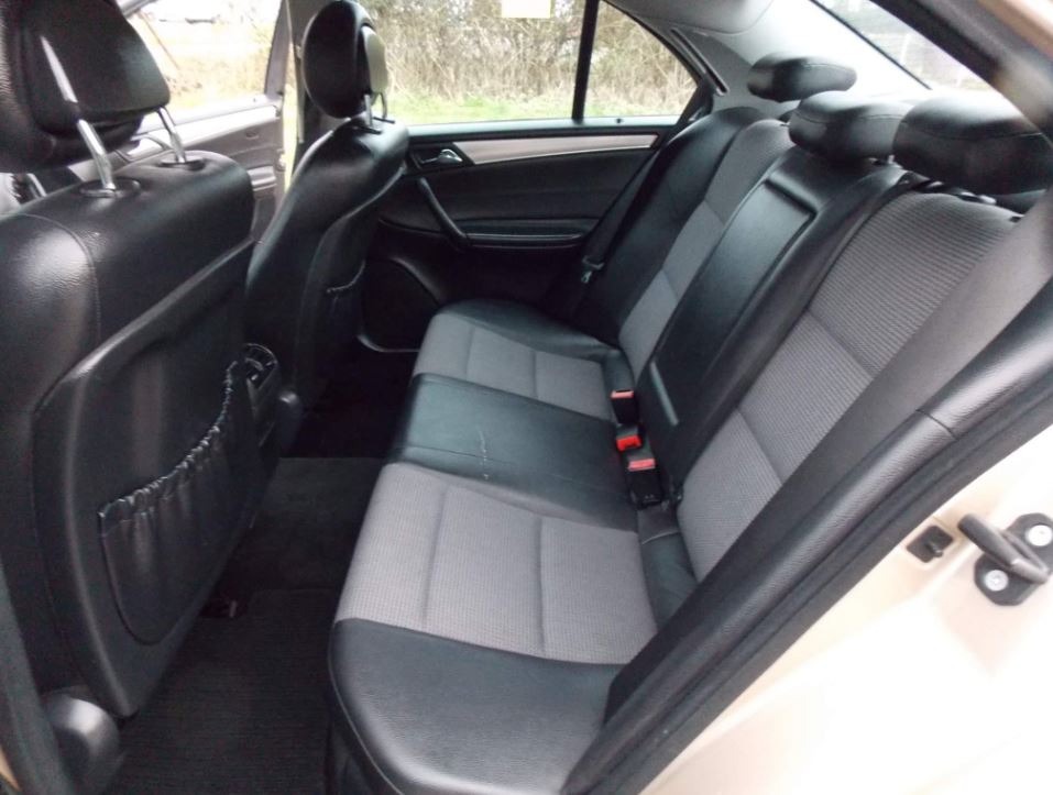 Used Mercedes-Benz C Class 2005 for sale - 76192689: Photo 13