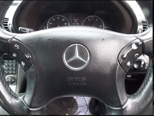 Used Mercedes-Benz C-Class 2005 for sale - 76192689: Photo 19