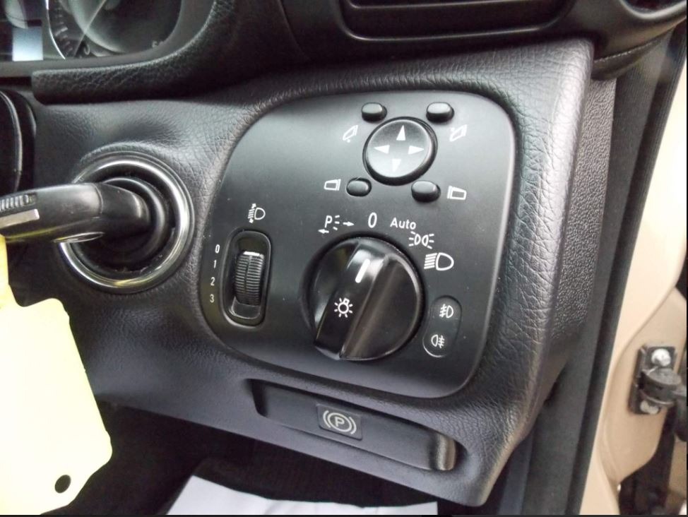 Used Mercedes-Benz C Class 2005 for sale - 76192689: Photo 23