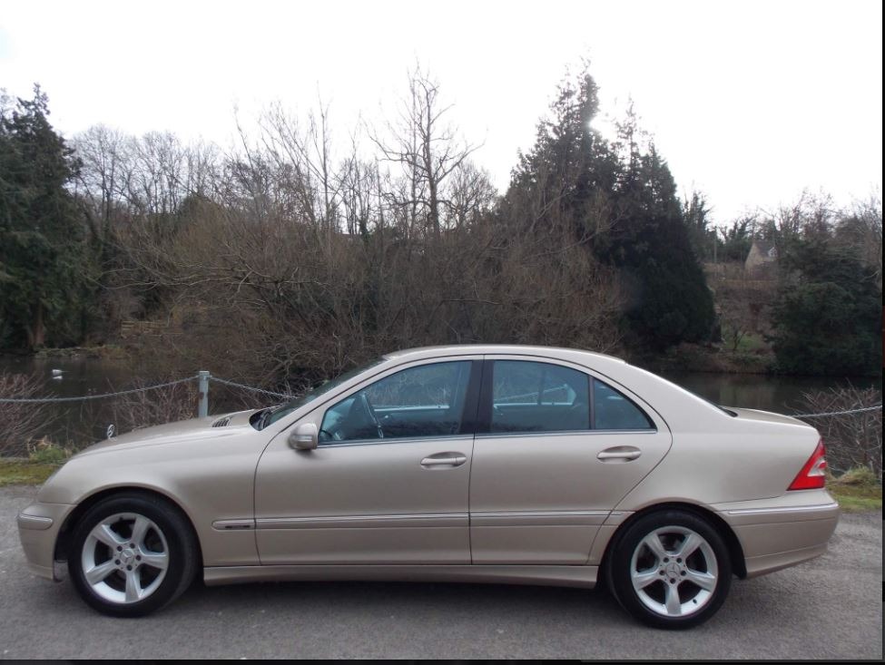 Used Mercedes-Benz C Class 2005 for sale - 76192689: Photo 5