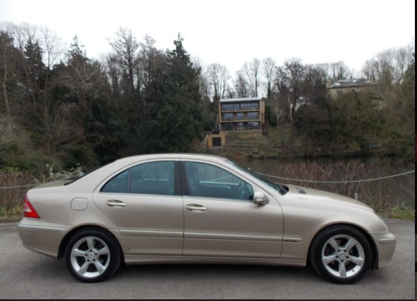Used Mercedes-Benz C-Class 2005 for sale - 76192689: Photo 6