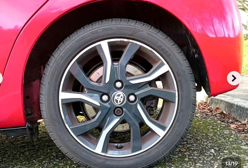 Used Toyota Yaris 2015 for sale - 77005647: Photo 9