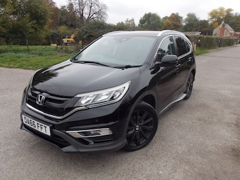 Used Honda CR-V 2017 for sale - 76079601: Photo