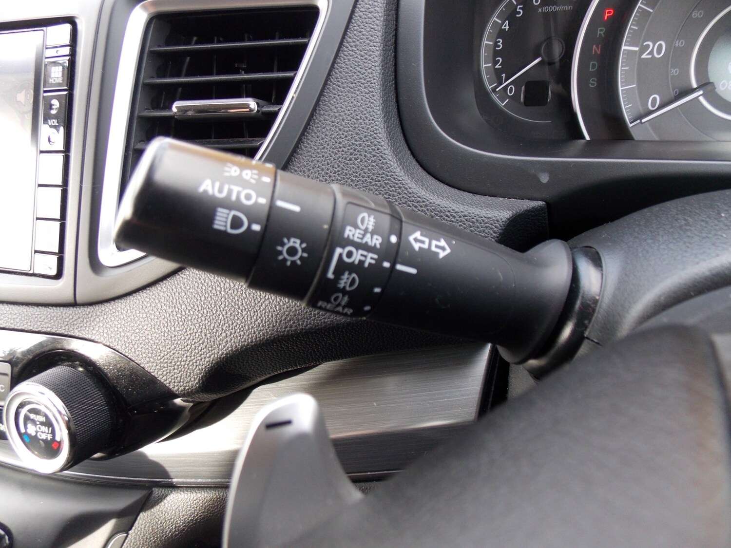 Used Honda CR-V 2017 for sale - 76079601: Photo 35