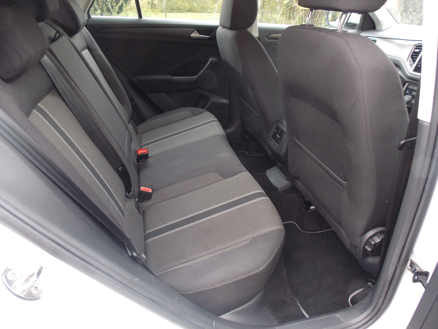 Used Volkswagen T-Roc 2018 for sale - 75680302: Photo 14