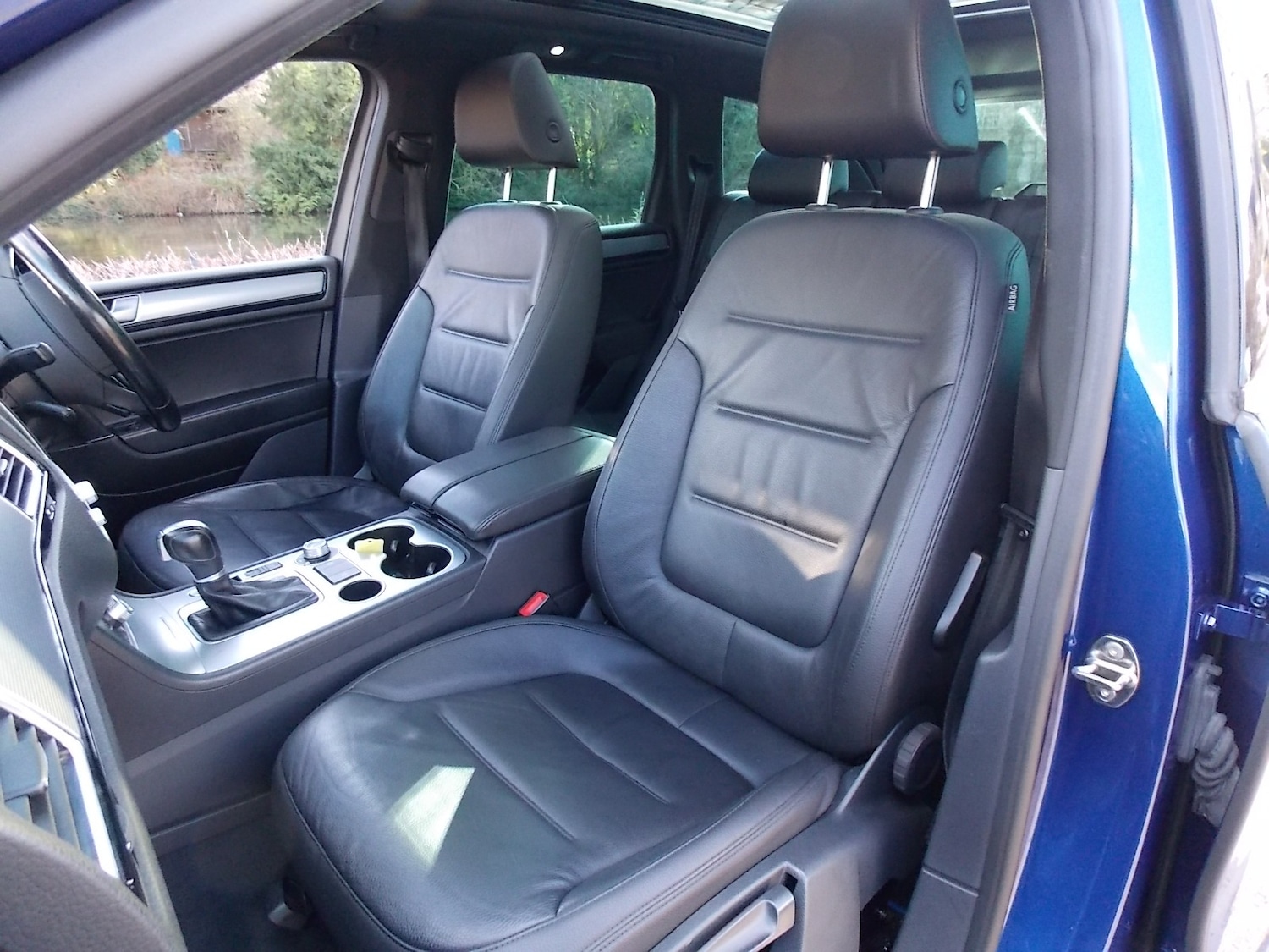 Used Volkswagen Touareg 2015 for sale - 77234502: Photo 14