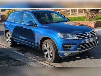 2015 (65) - 3.0 V6 TDI BlueMotion Tech 262 R-Line 5dr Tip Auto