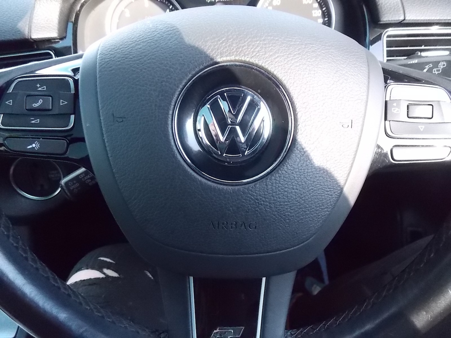 Used Volkswagen Touareg 2015 for sale - 77234502: Photo 23