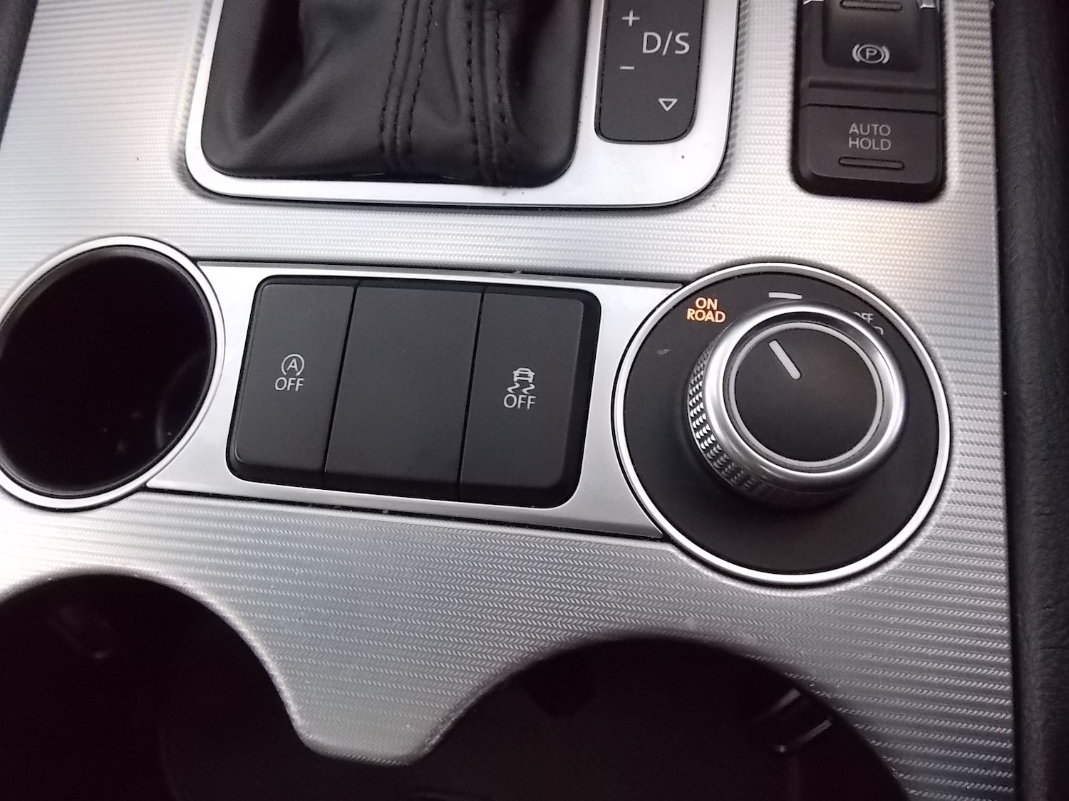 Used Volkswagen Touareg 2015 for sale - 77234502: Photo 27