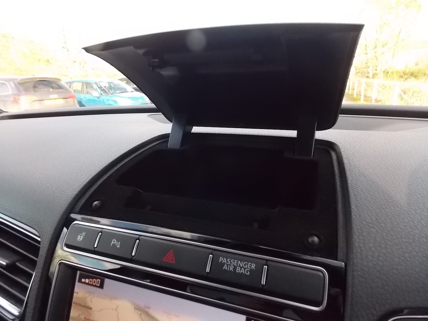 Used Volkswagen Touareg 2015 for sale - 77234502: Photo 33