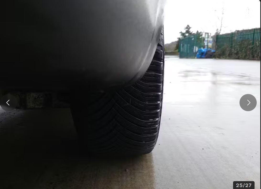 Used Volvo XC70 2012 for sale - 77353822: Photo 15