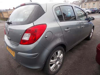 Used Vauxhall Corsa 2013 for sale - 77318704: Photo
