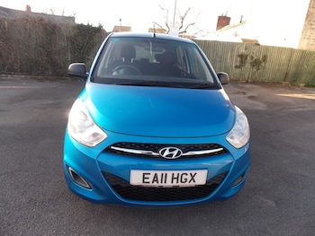 Used Hyundai i10 2011 for sale - 77917344: Photo