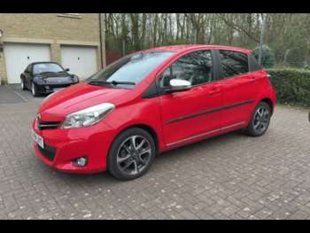 Used Toyota Yaris 2014 for sale - 74569245: Photo