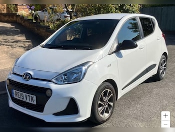 Used Hyundai i10 2019 for sale - 79583310: Photo