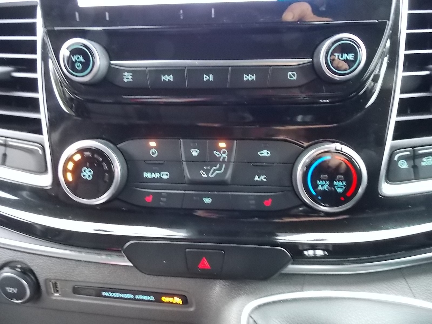 Used Ford Tourneo Custom 2019 for sale - 77635823: Photo 24