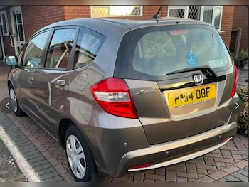 Used Honda Jazz 2014 for sale - 77240726: Photo