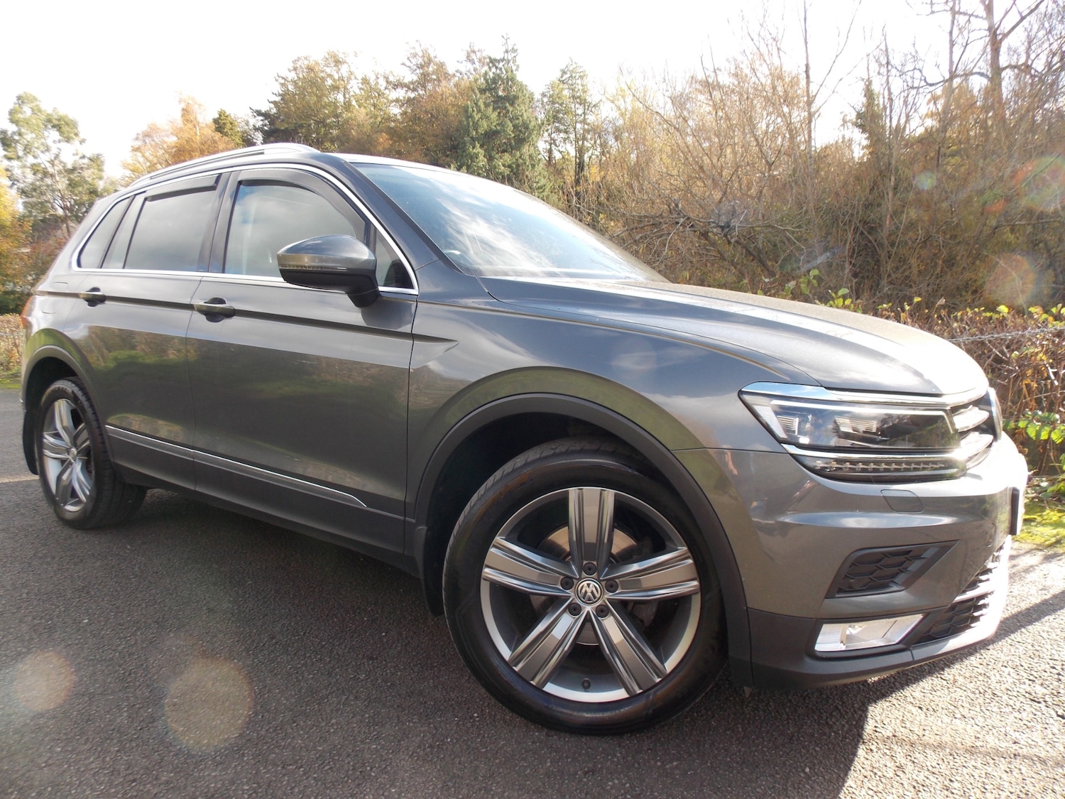 Used Volkswagen Tiguan 2016 for sale - 76300843: Photo 1