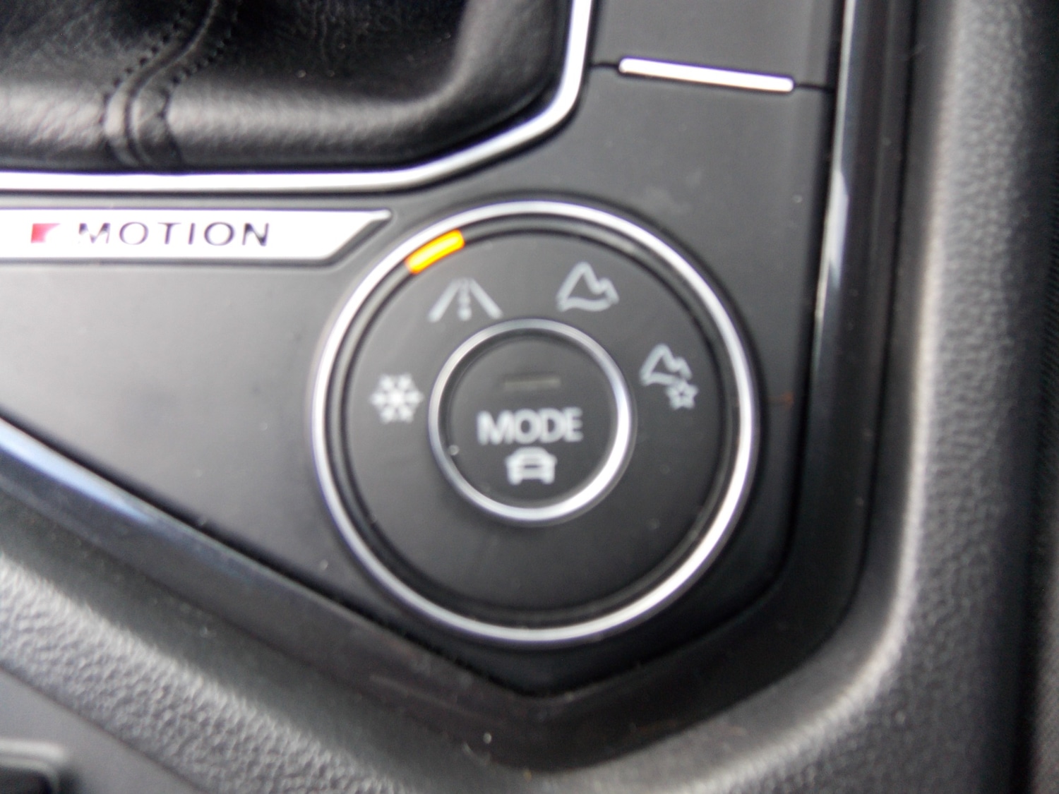 Used Volkswagen Tiguan 2016 for sale - 76300843: Photo 42