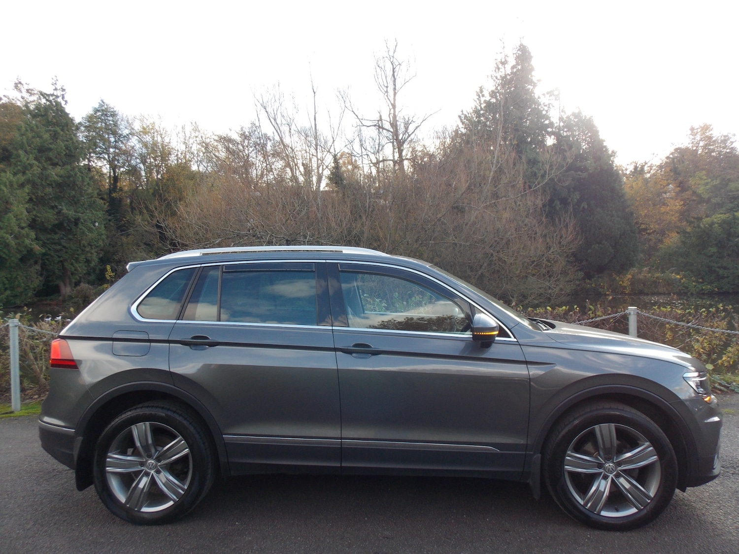 Used Volkswagen Tiguan 2016 for sale - 76300843: Photo 6