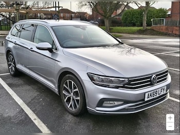Used Volkswagen Passat 2019 for sale - 77974028: Photo