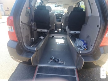 Used Kia Sedona 2011 for sale - 78681194: Photo