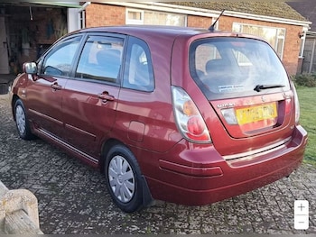 2005 (05) - 1.6 GLX 5dr Metallic Red 20 Suzuki Services