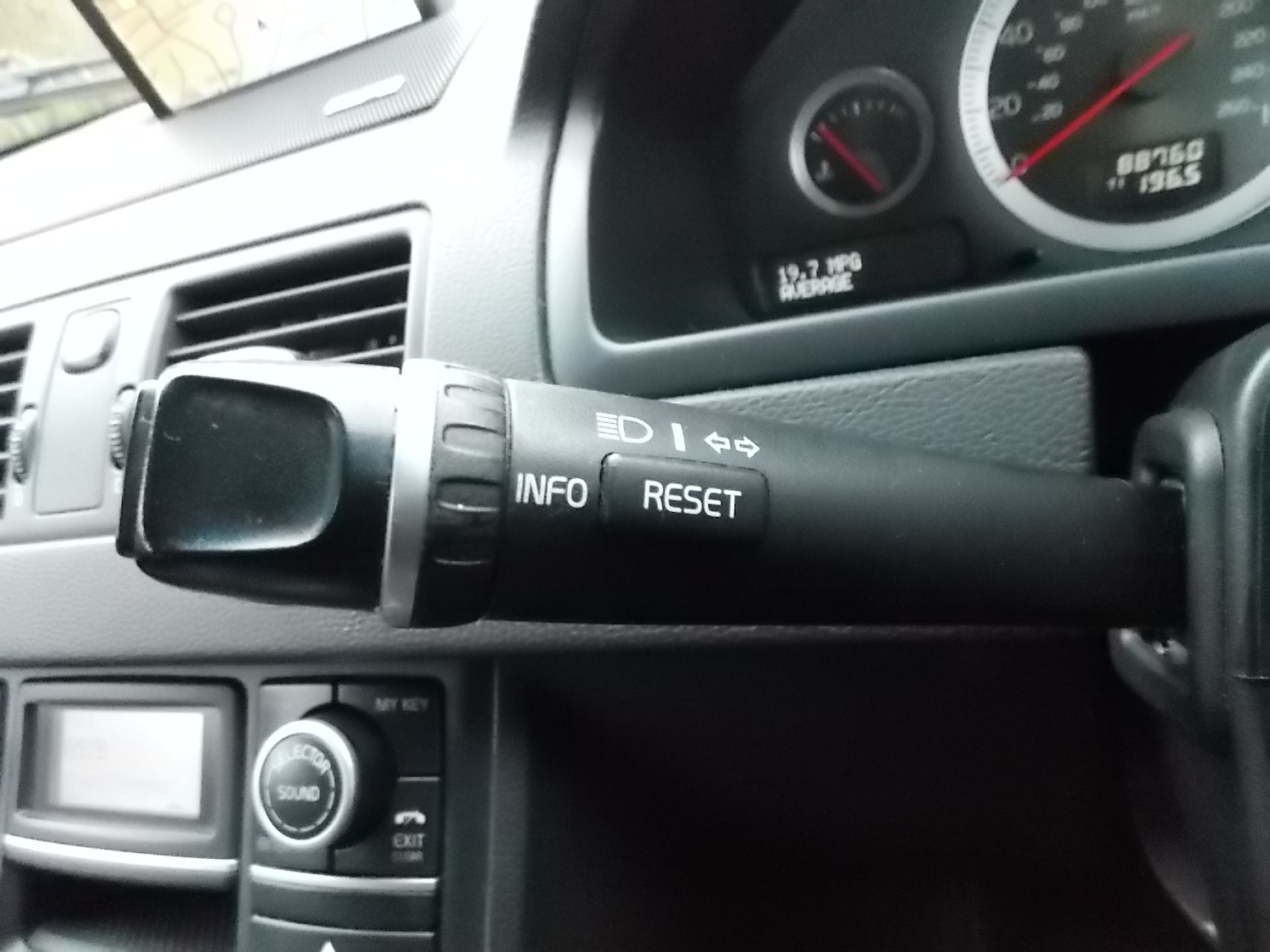 Used Volvo XC90 2012 for sale - 77235645: Photo 44