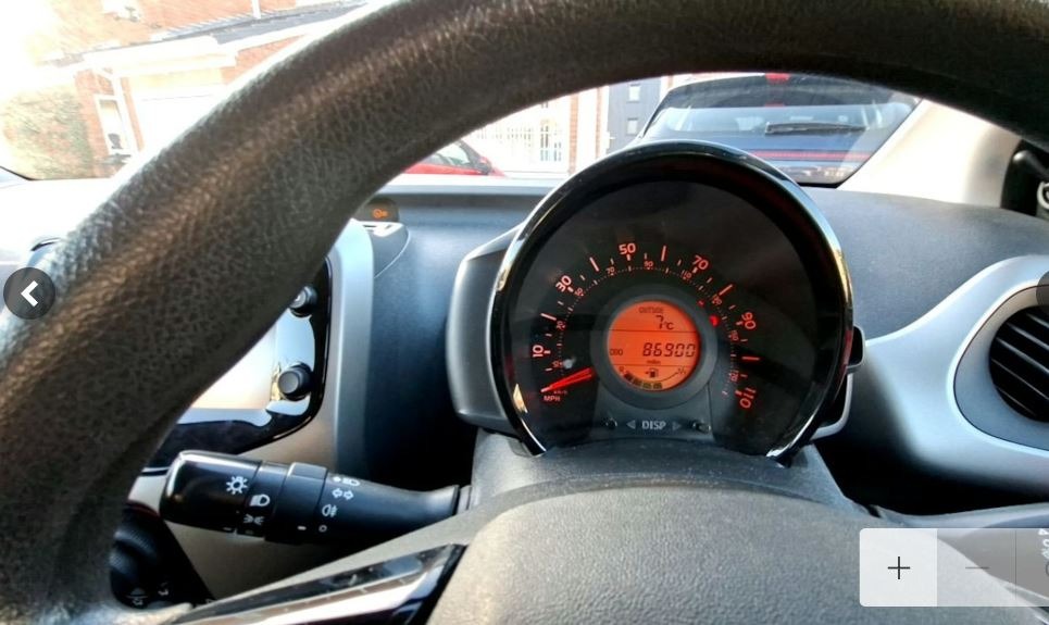 Used Peugeot 108 2017 for sale - 76931492: Photo 6