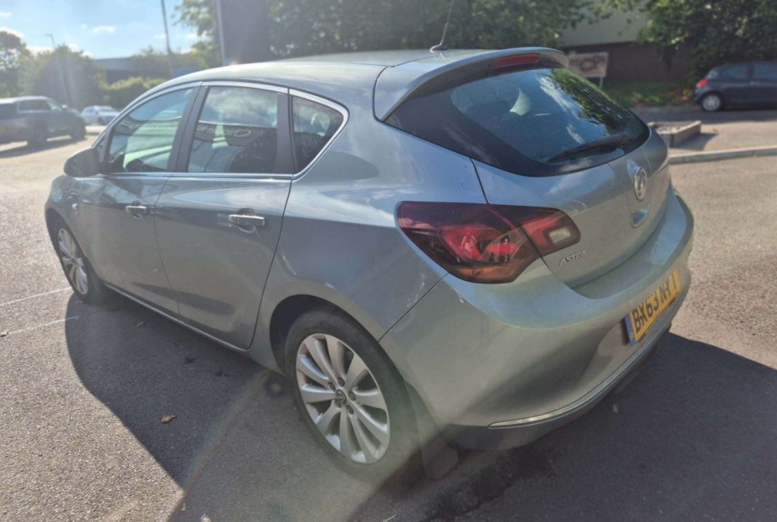 Vehicle 3