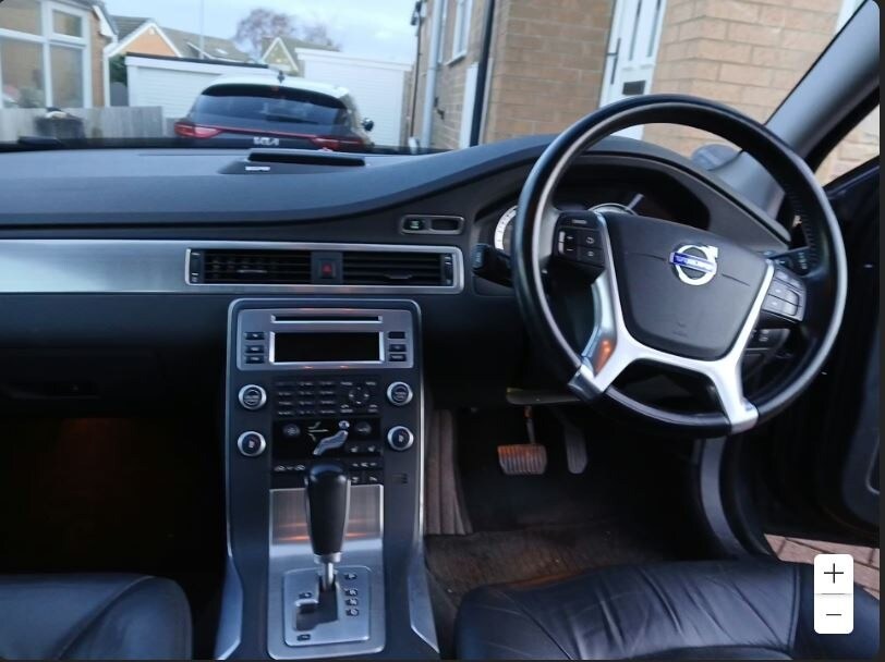 Used Volvo V70 2011 for sale - 77745393: Photo 7