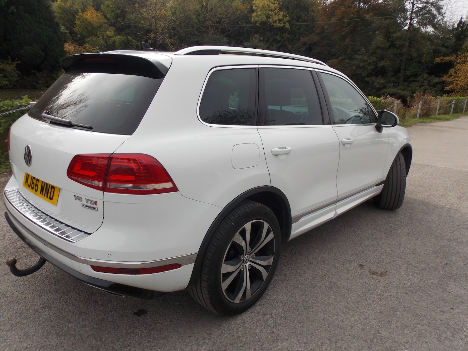 Used Volkswagen Touareg 2016 for sale - 76309834: Photo 4