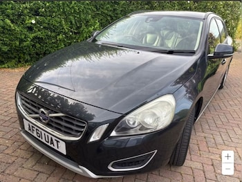 Used Volvo V60 2011 for sale - 79069047: Photo