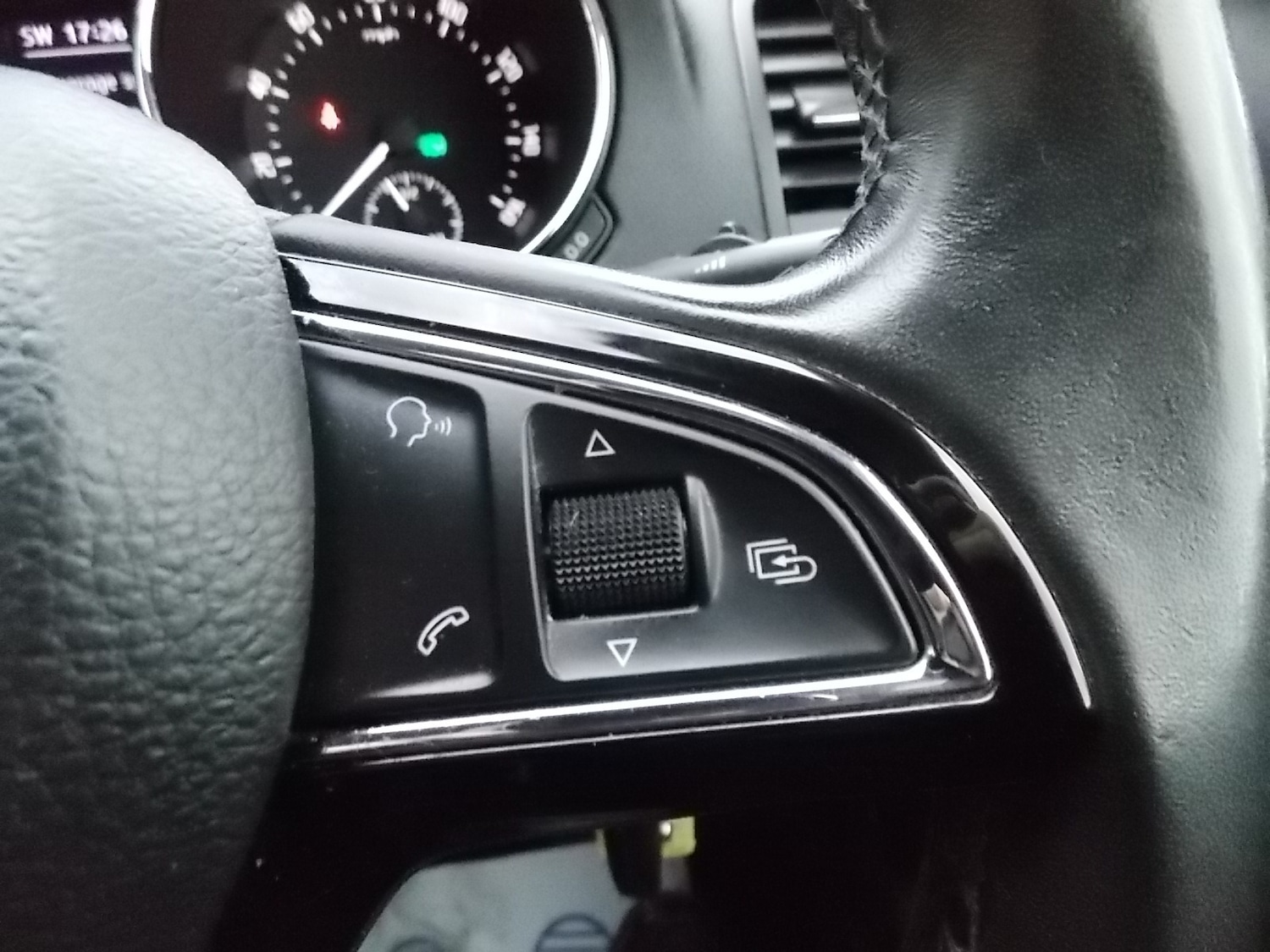 Used Skoda Yeti 2017 for sale - 77241105: Photo 23