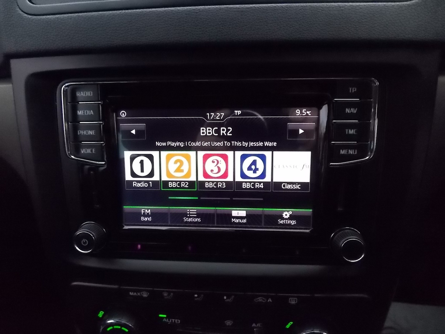 Used Skoda Yeti 2017 for sale - 77241105: Photo 28