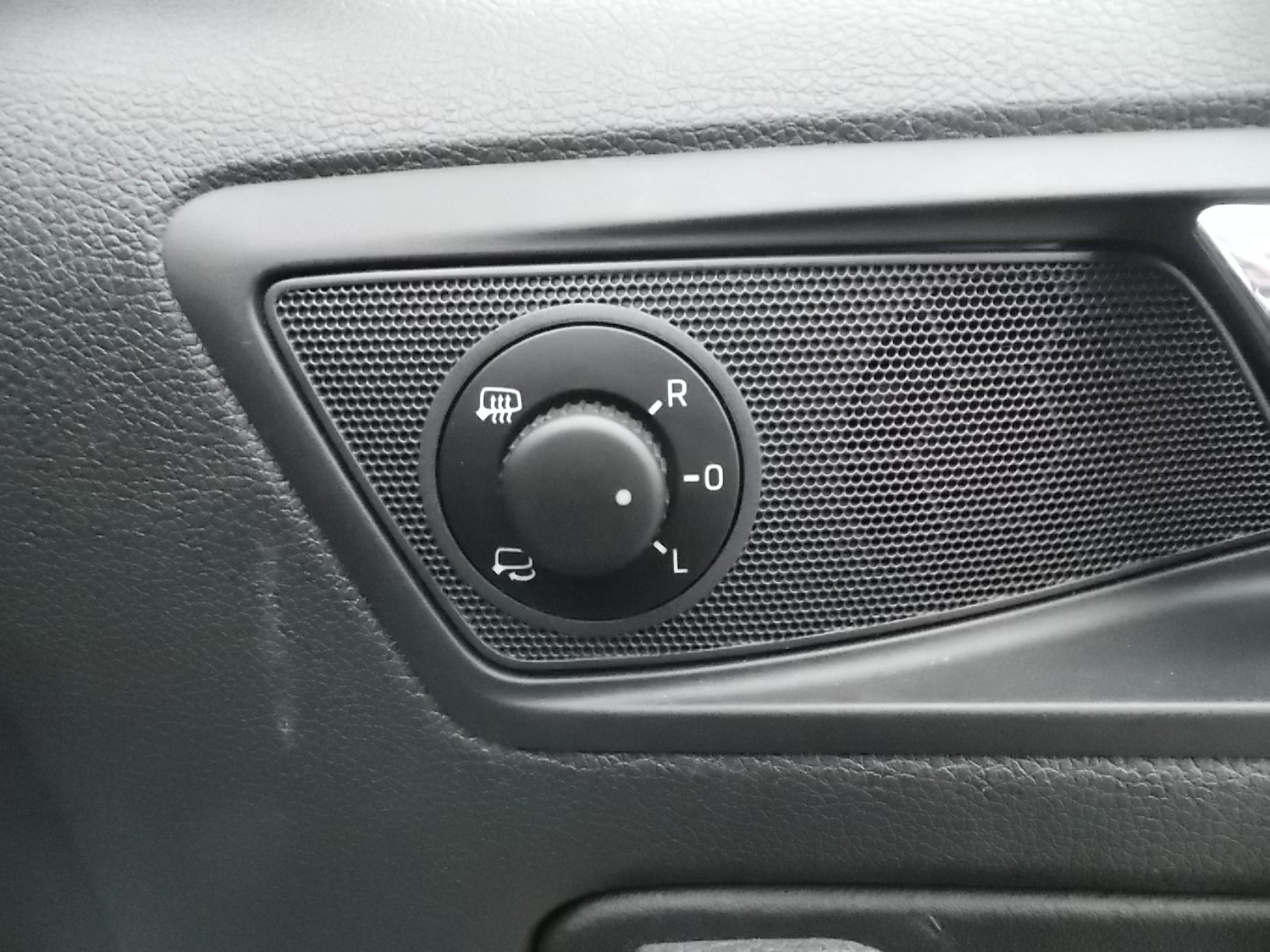 Used Skoda Yeti 2017 for sale - 77241105: Photo 37