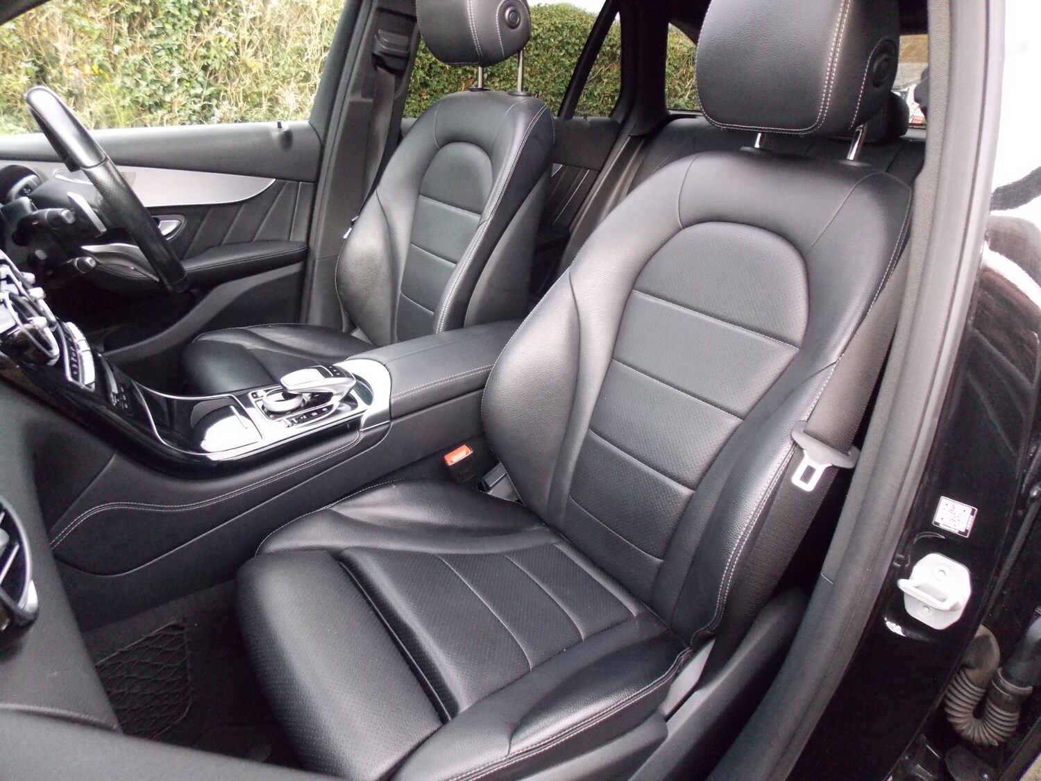 Used Mercedes-Benz GLC 2016 for sale - 76171349: Photo 12