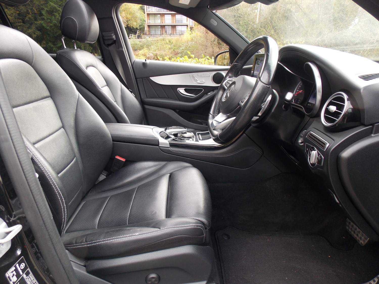 Used Mercedes-Benz GLC 2016 for sale - 76171349: Photo 15