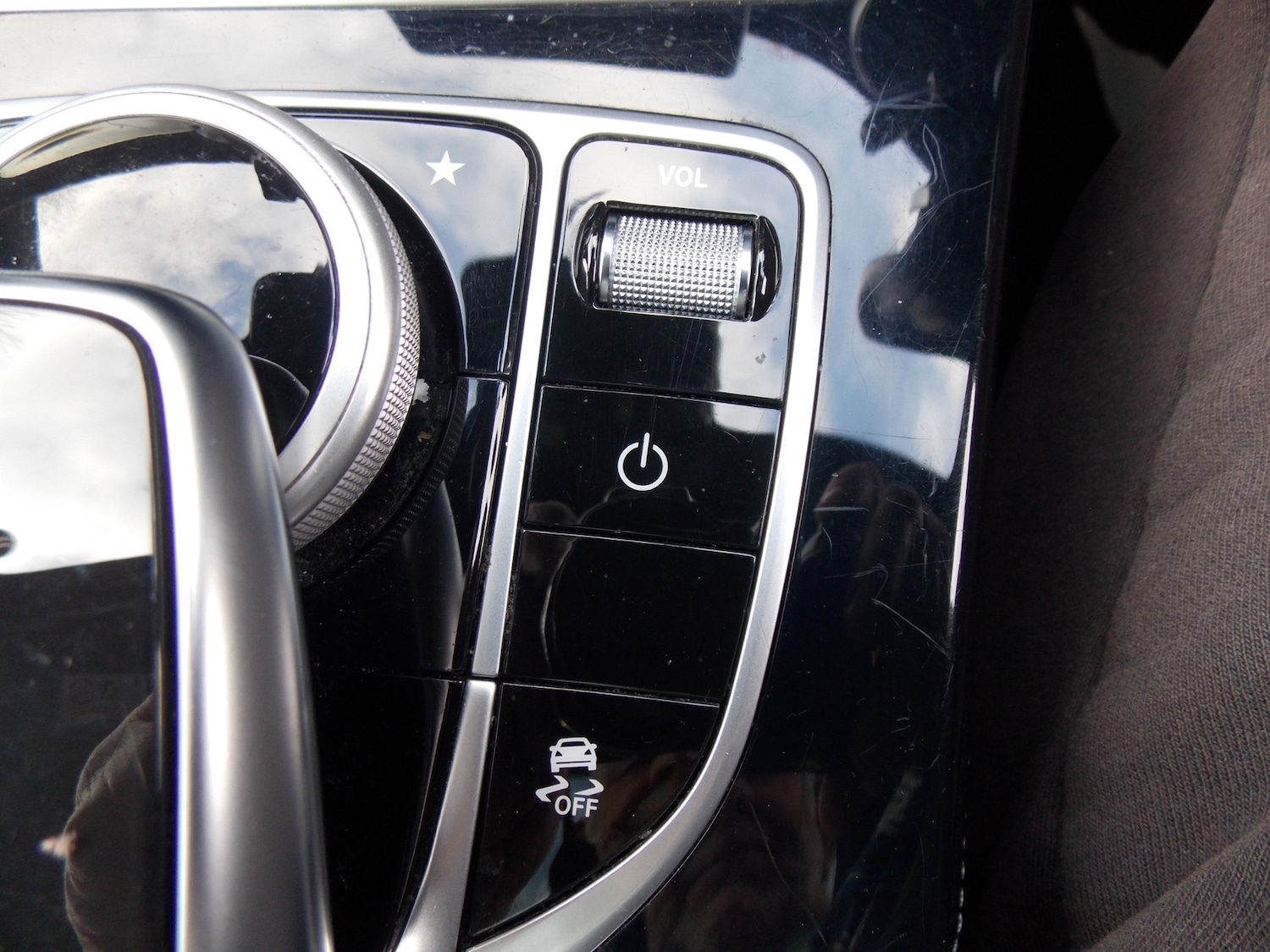 Used Mercedes-Benz GLC 2016 for sale - 76171349: Photo 33