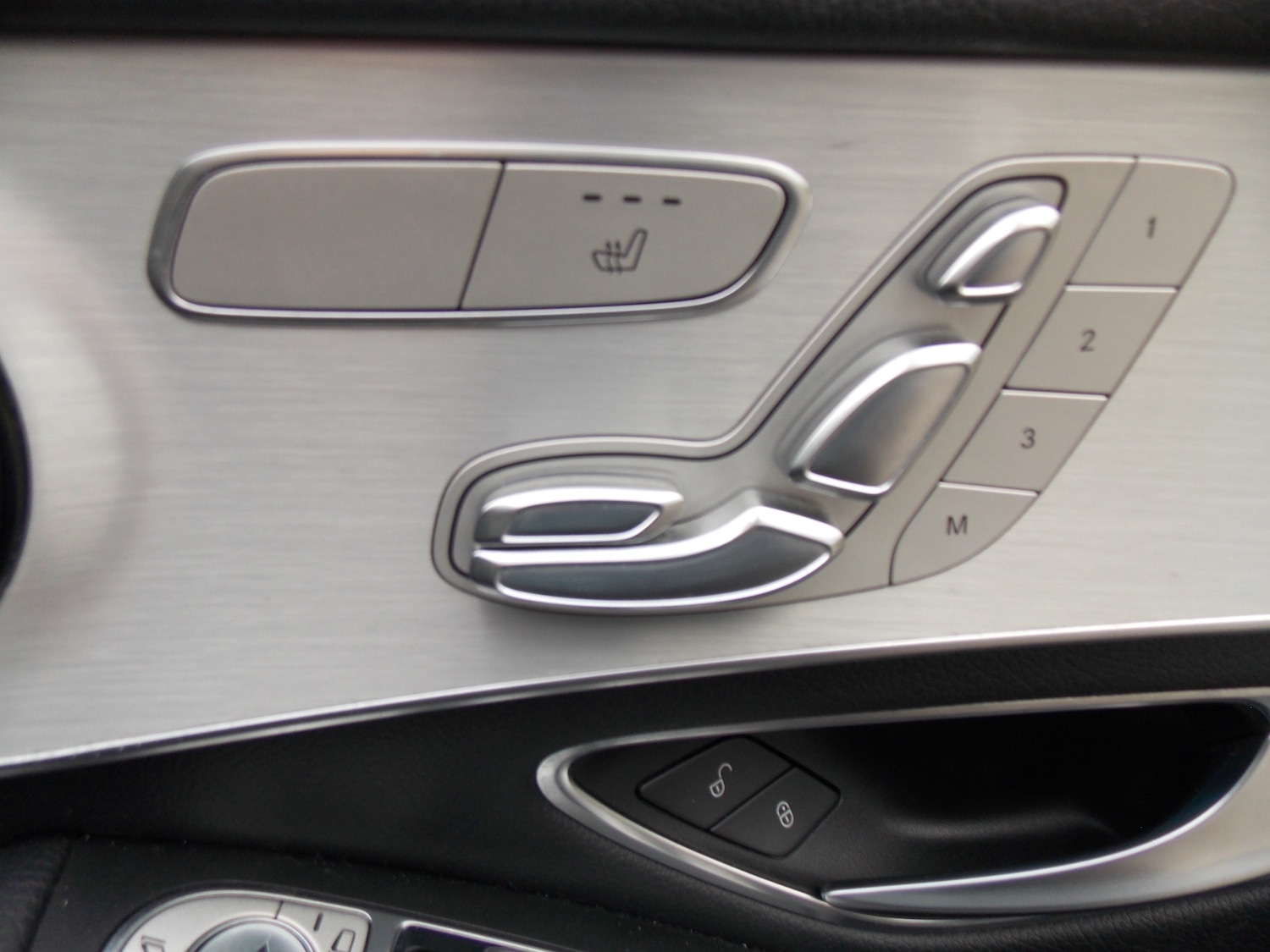 Used Mercedes-Benz GLC 2016 for sale - 76171349: Photo 39