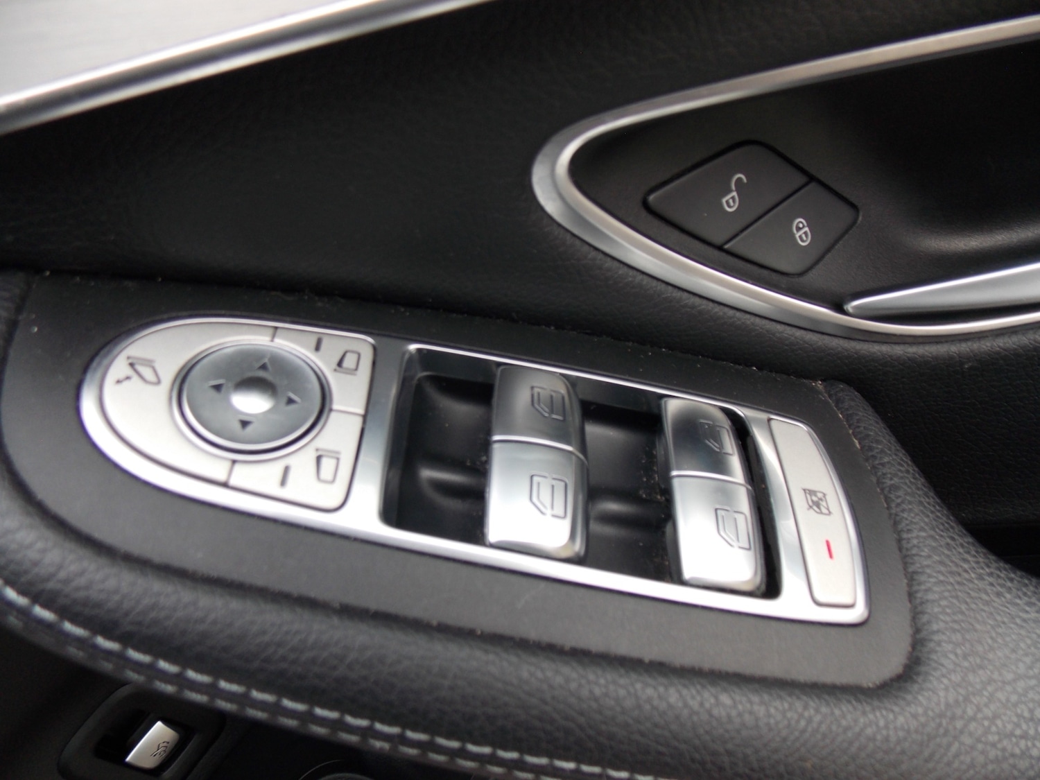 Used Mercedes-Benz GLC 2016 for sale - 76171349: Photo 41