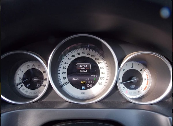 Used Mercedes-Benz E-Class 2015 for sale - 76192583: Photo 29