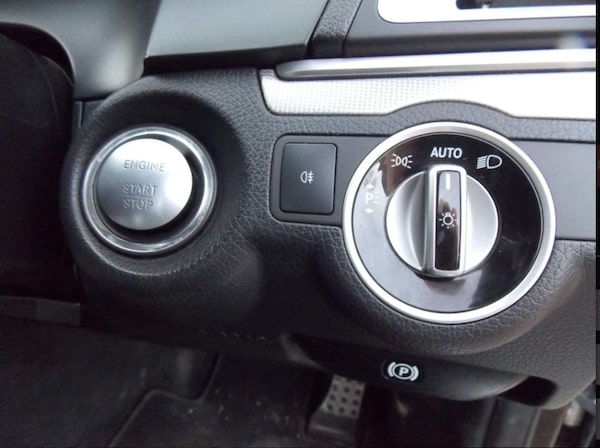 Used Mercedes-Benz E-Class 2015 for sale - 76192583: Photo 31