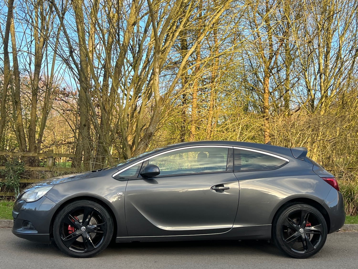Used Vauxhall Astra GTC 2012 for sale - 77837250: Photo 6