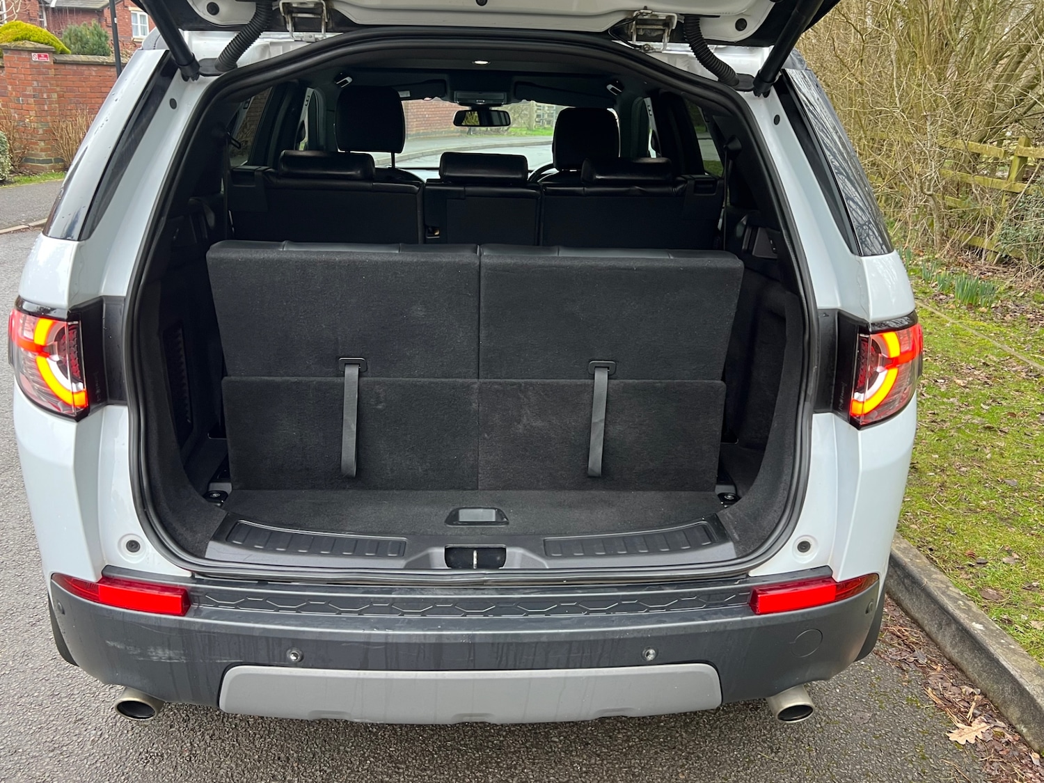 Used Land Rover Discovery Sport 2017 for sale - 77610142: Photo 10