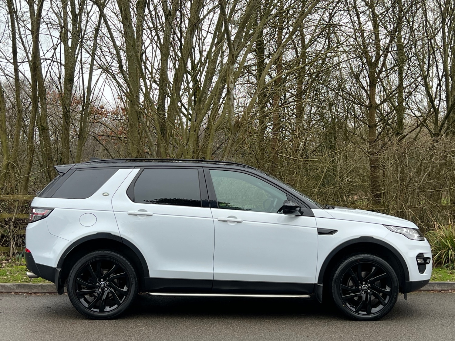Used Land Rover Discovery Sport 2017 for sale - 77610142: Photo 5