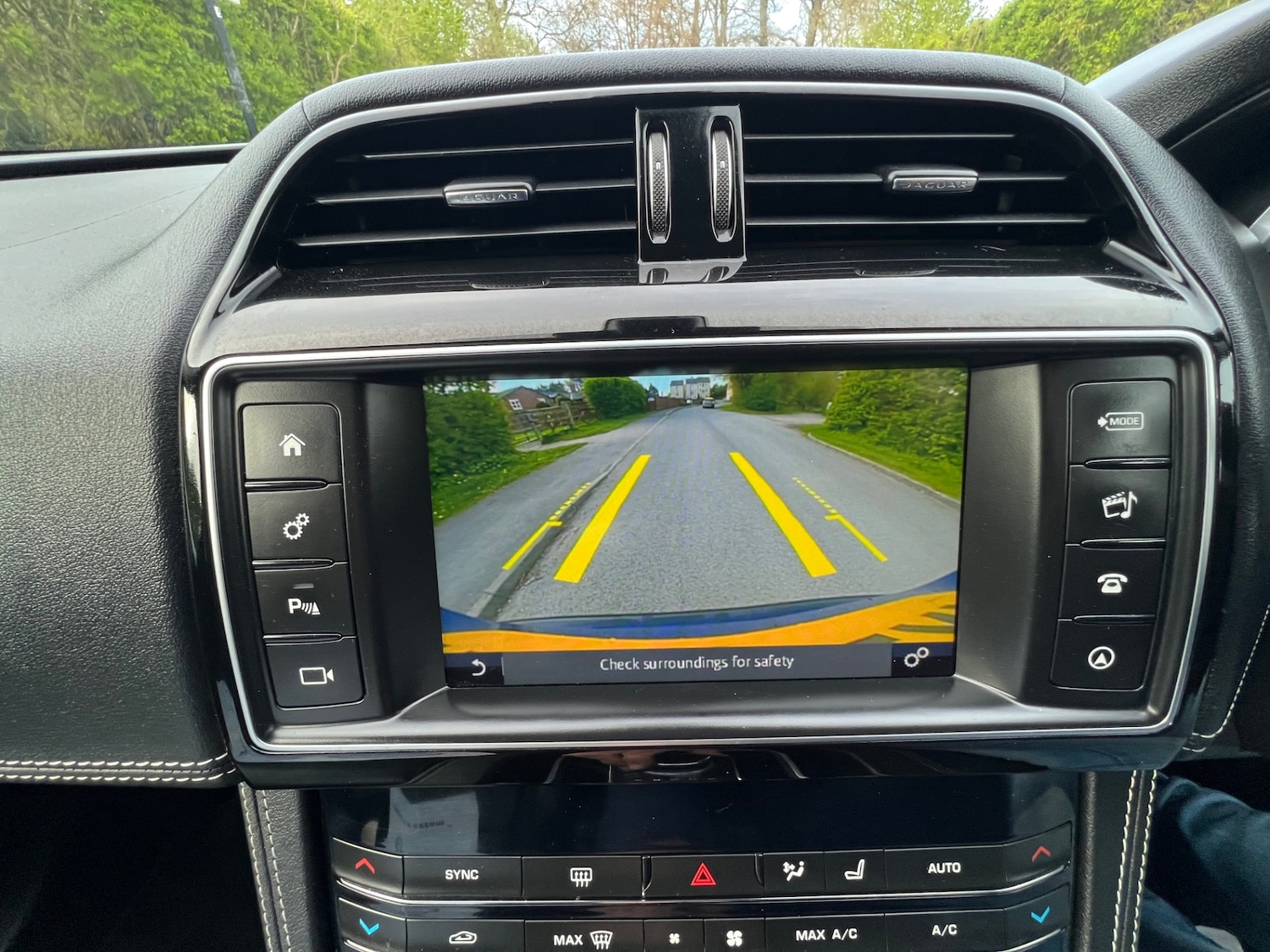 Used Jaguar F-Pace 2017 for sale - 77897399: Photo 16